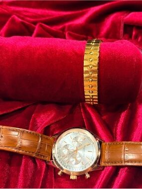 Men's Brown Leather Chronograph Watch with Gold Bracelet